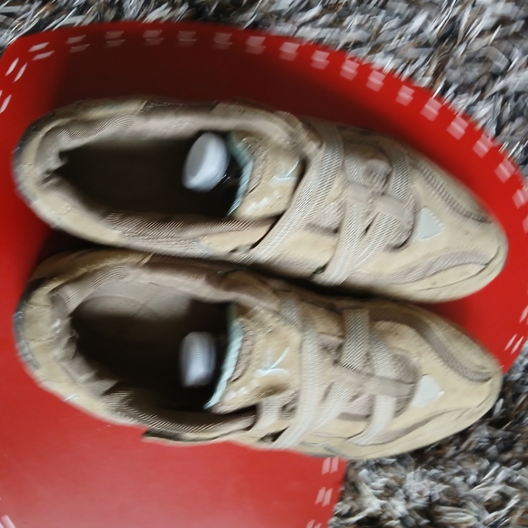 New Balance Tan Loafers for Men - Picture 1 of 7